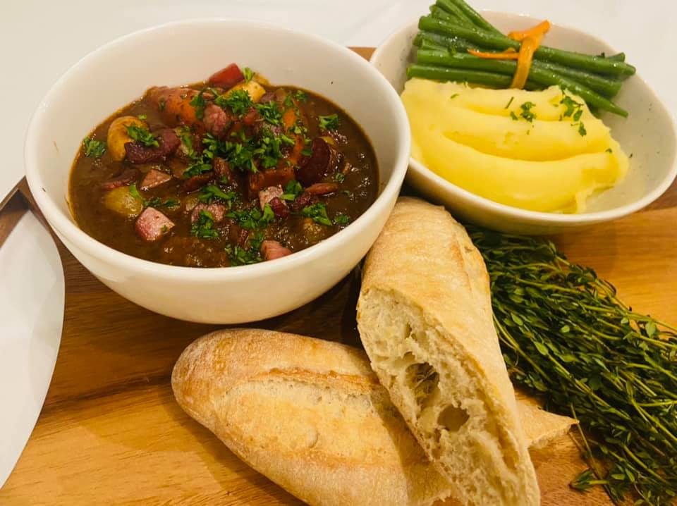 Beef bourguignon with sourdough