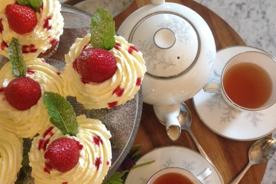 Strawberry shortcake cupcakes