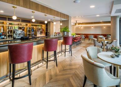 Bar at No3