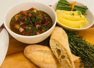 Beef bourguignon with sourdough