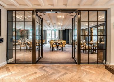 Aston's Restaurant