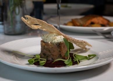 Smoked salmon and beetroot tartare with horseradish cream and a sourdough crisp (GF*, N) - Summer menu 2026