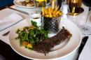 Minute steak with peppercorn sauce and fries