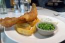 Beer battered haddock & chips with peas and tartare sauce