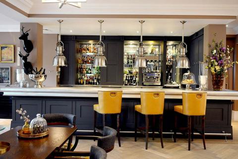 Bar at Chalfont Dene