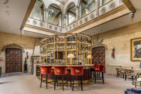 Kempton's Bar