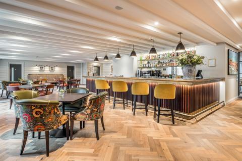 Bistro & Bar